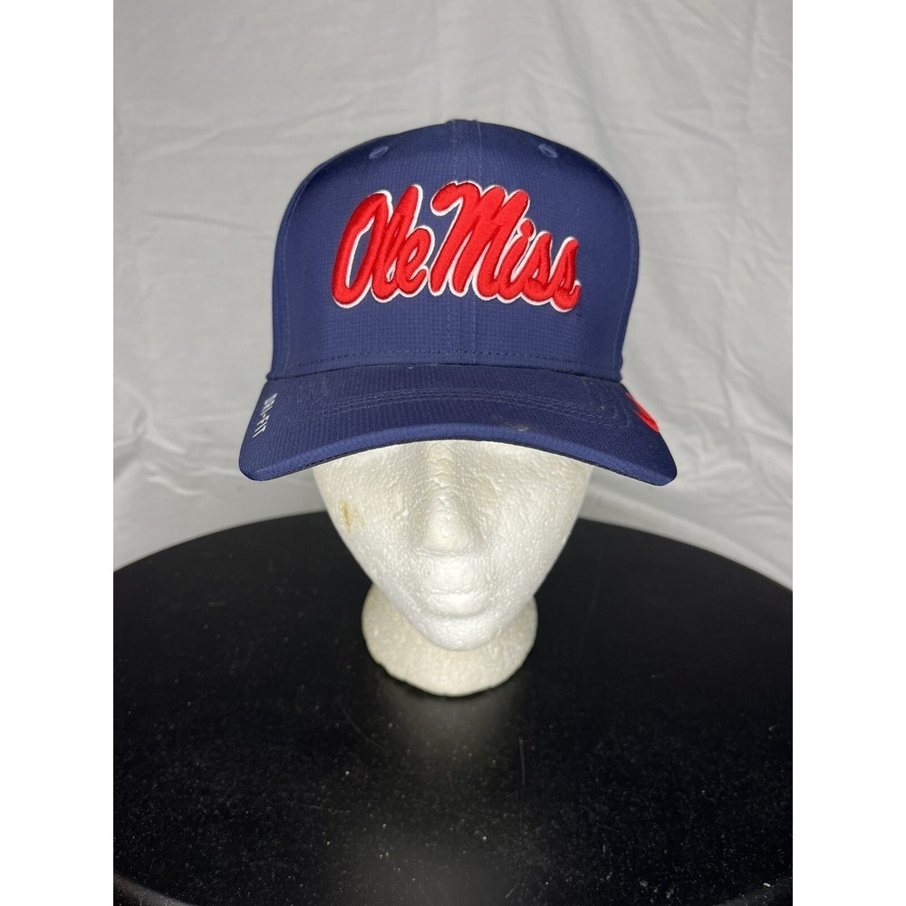 Nike Classic 99 Dri Fit Mississippi Ole Miss Rebels Hat Small/Medium Blue